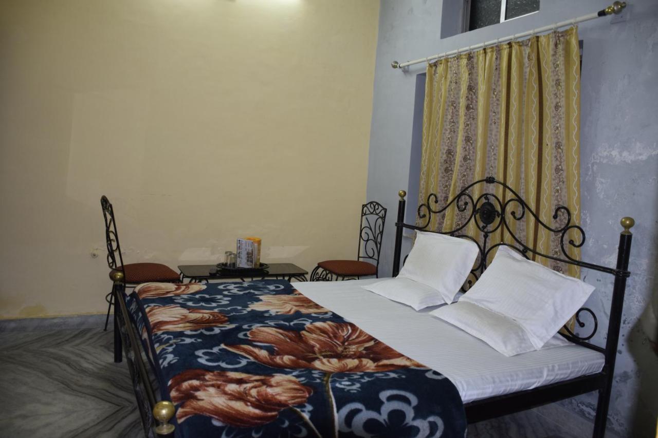 Hotel Deep Valley เมาท์อาบู ภายนอก รูปภาพ