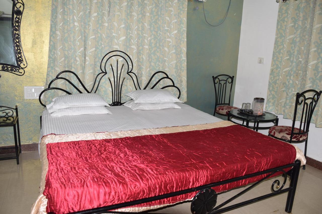 Hotel Deep Valley เมาท์อาบู ภายนอก รูปภาพ